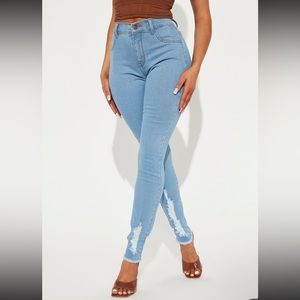 Fashion Nova Ella Skinny Jean- Medium